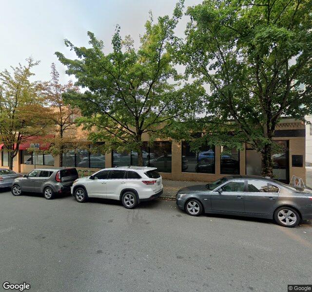 Maxwell Chiropractic Offices - Lauren Aklinski, DC, PLLC storefront - Seattle