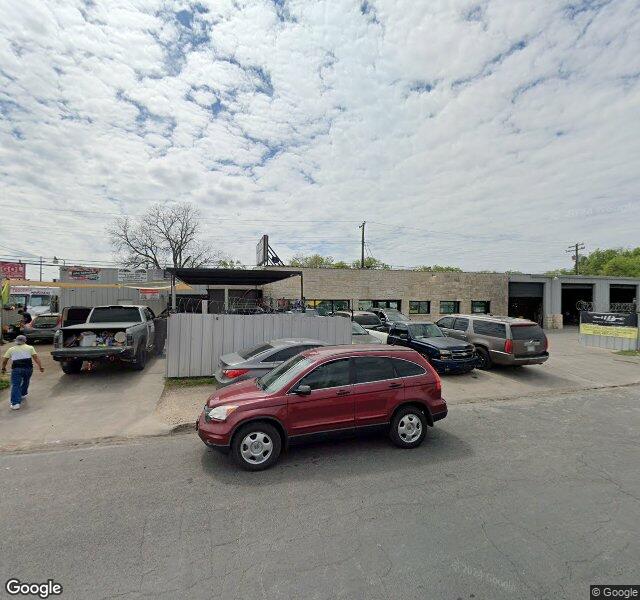 Austin DIY Shop storefront - Austin