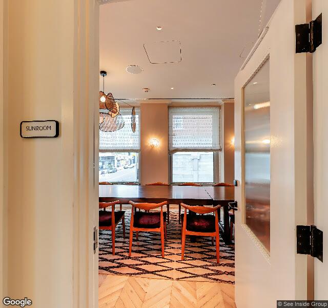 21Pooch storefront - Los Angeles