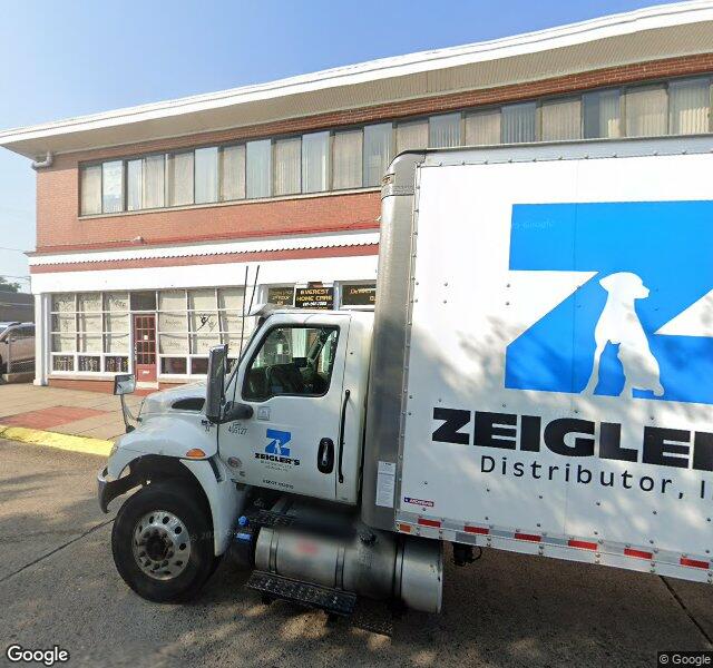 Pampered Pet storefront - Pittsburgh