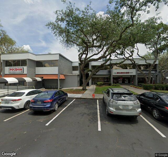 Locksmith and Doors storefront - Tampa