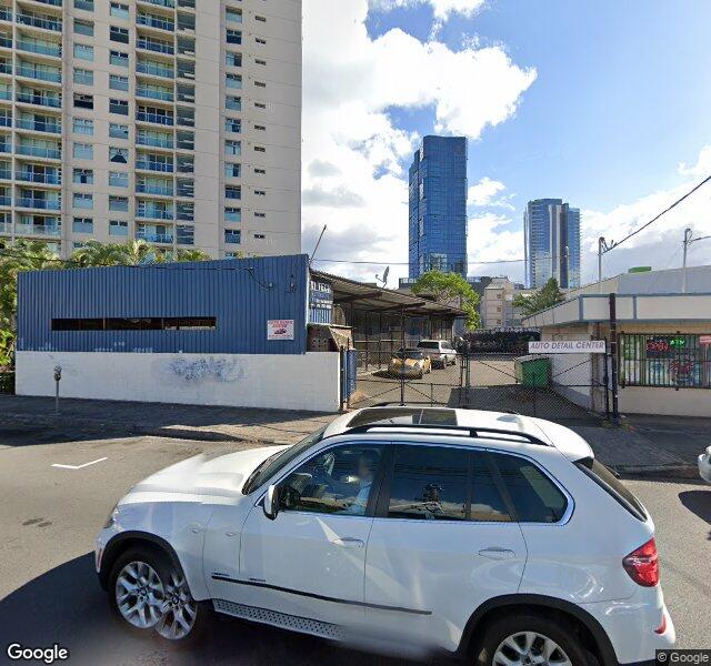 Xi Tech Automotive storefront - Honolulu