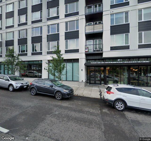 Green Gloss Cleaners storefront - Portland