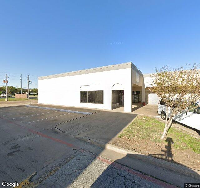 Black Tie Moving storefront - Dallas
