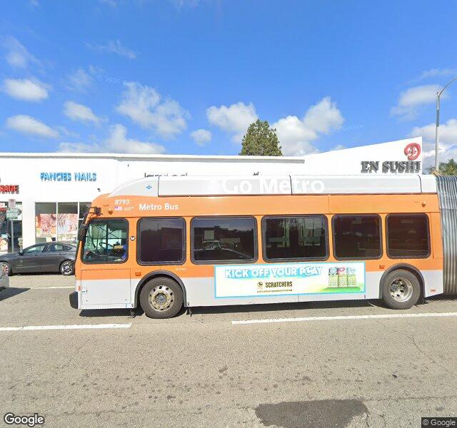 Faded Fresh storefront - Los Angeles