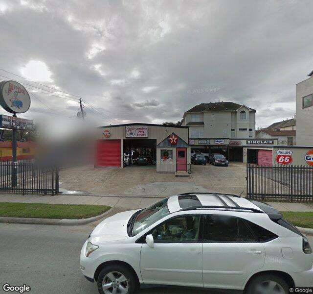 The Auto Doc storefront - Houston