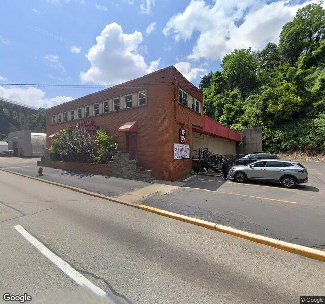 Camp Bow Wow Pittsburgh Highland Park location - Pittsburgh
