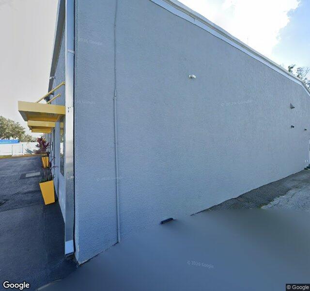 Bay Paws Pet Resort storefront - Tampa