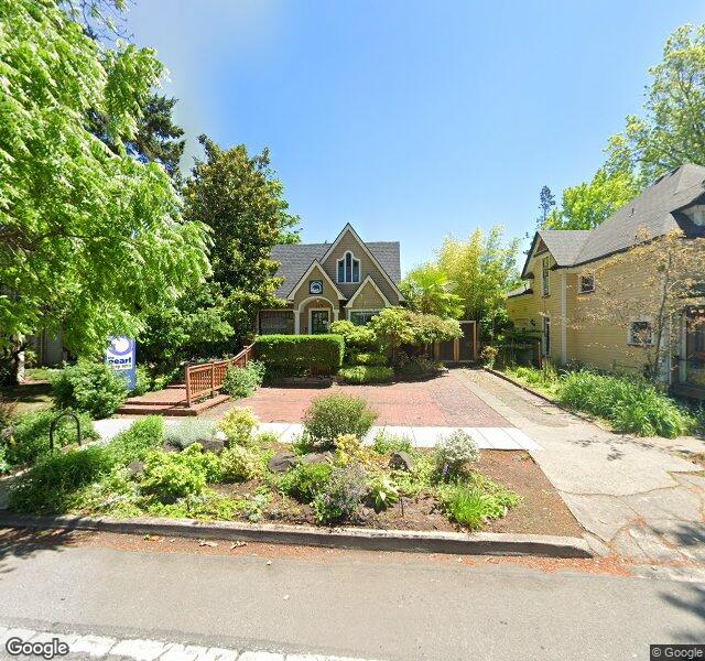 Pearl Day Spa storefront - Eugene