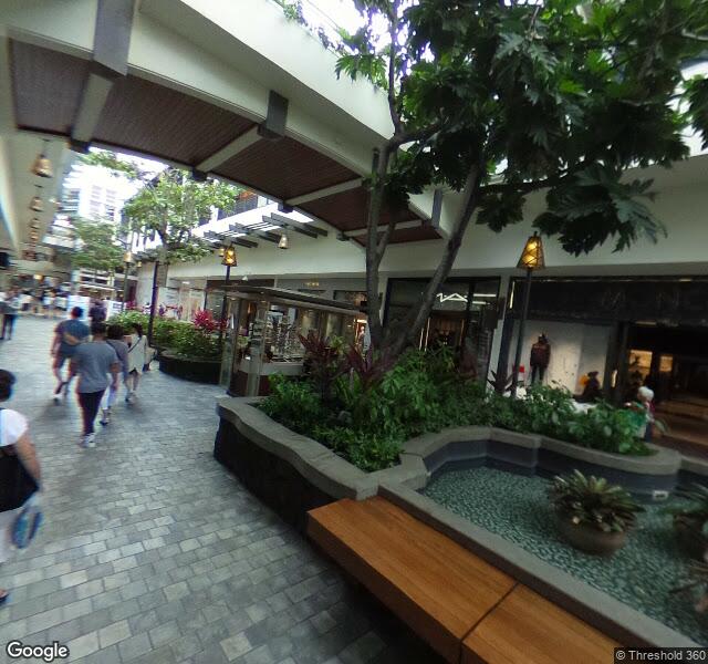 Banyan Tree Tattoo Honolulu storefront - Honolulu