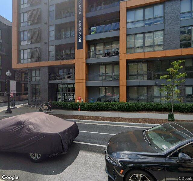 She Loves Me storefront - Washington