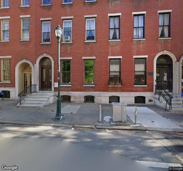 Dentistry in Philadelphia storefront - Philadelphia