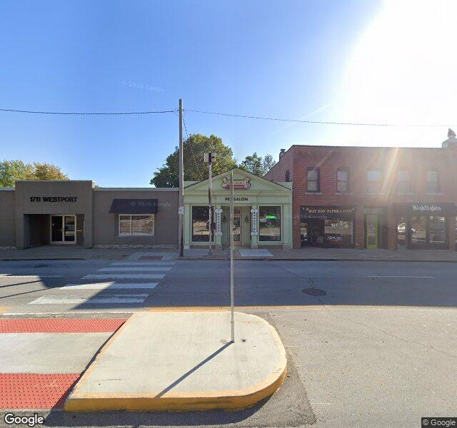 Doggie Style Bowtique storefront - Kansas City