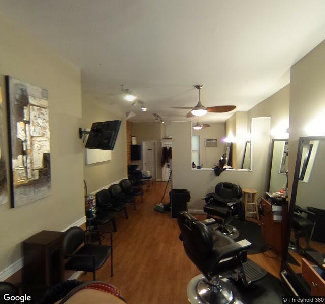 Top Notch Tattoo Studio on 14th storefront - Washington