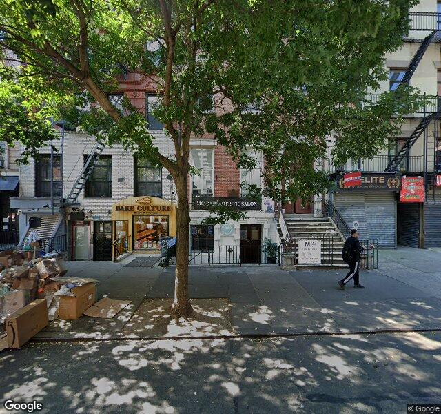 Manhattan Pawffice storefront - New York