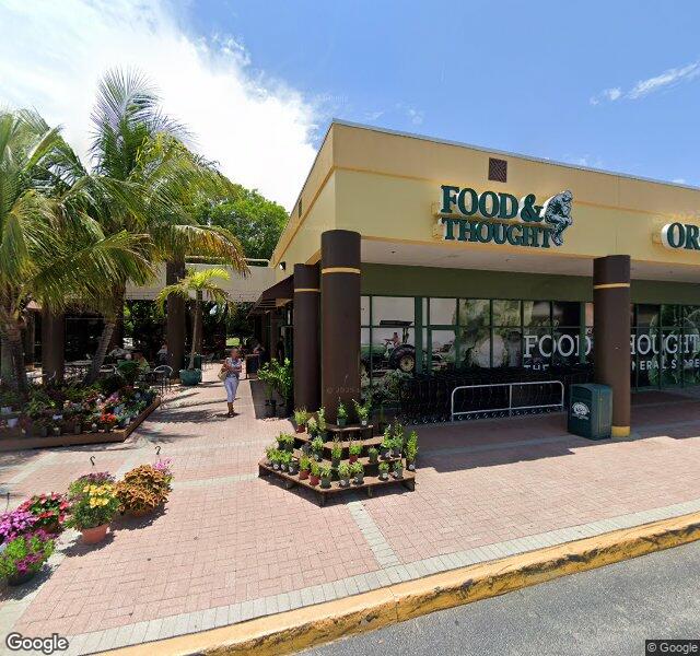 Von & Co Medical Aesthetics Studio location - Naples