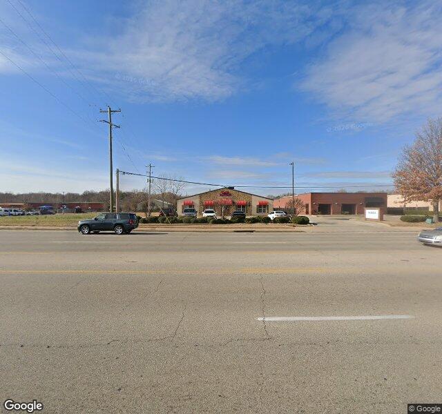 Camp Bow Wow Memphis East storefront - Memphis