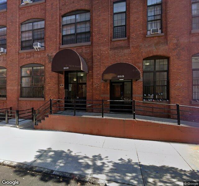 Intense Movers storefront - New York