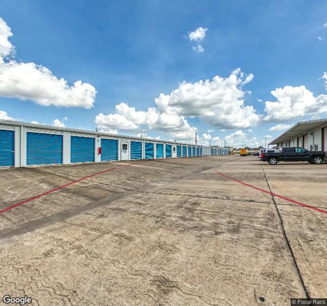 Houston Pools Unlimited storefront - Houston