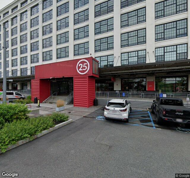 EverybodyFights storefront - Boston