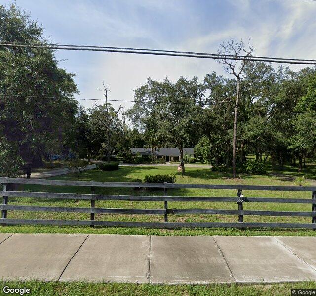 Louie's Bistro Catering storefront - Orlando