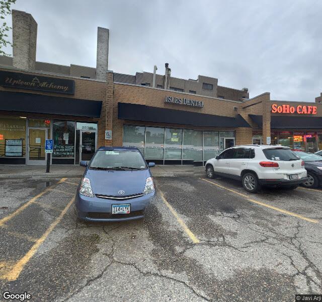 Isles Dental storefront - Minneapolis