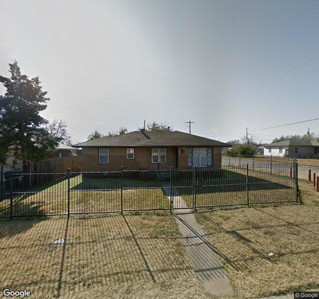 Absolute Moving storefront - Oklahoma City