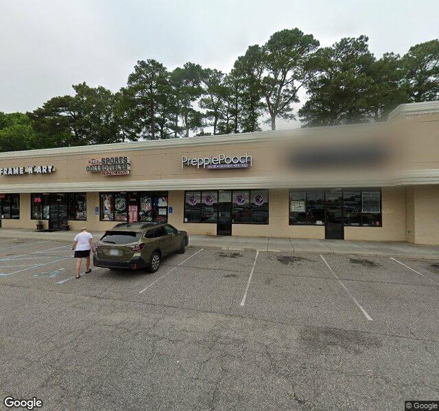 Preppie Pooch storefront - Virginia Beach