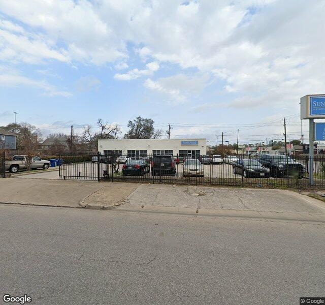 Sunrise Dental Center storefront - Houston