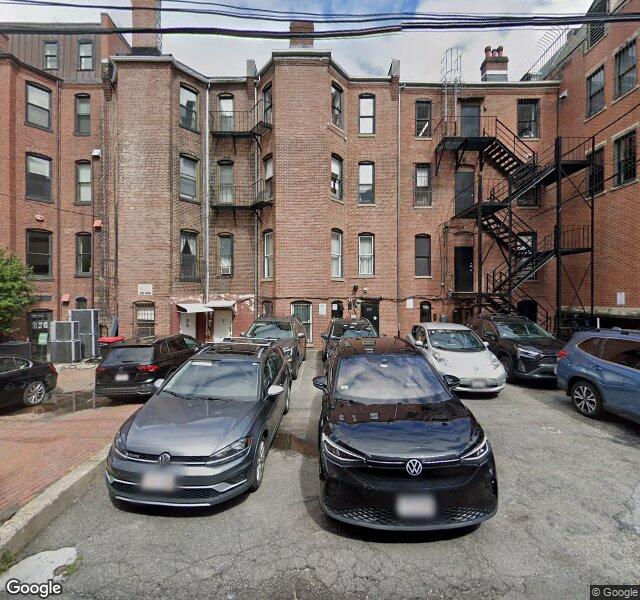 Back Bay Veterinary Clinic storefront - Boston