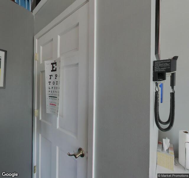 Lyn Lake Chiropractic storefront - Minneapolis