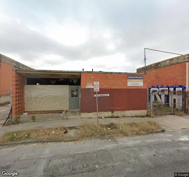 Chapa's Moving Service storefront - San Antonio