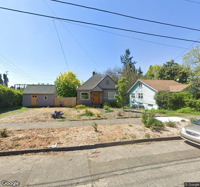 Pest & Pollinator LLC storefront - Portland