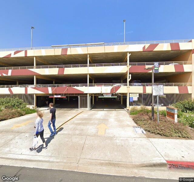 EōS Fitness storefront - San Diego