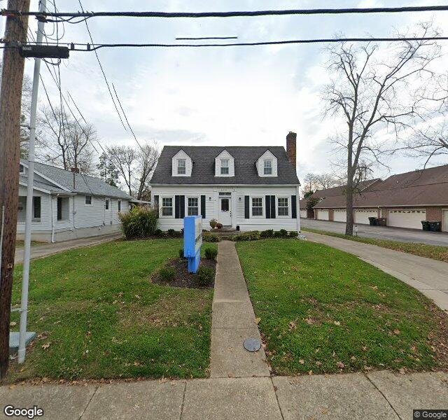 Backyard Pools storefront - Louisville