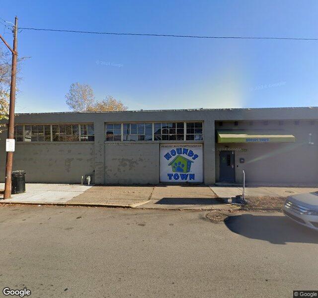 Hounds Town storefront - Pittsburgh