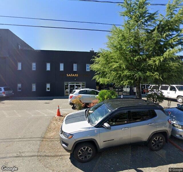 On Safari Foods storefront - Seattle