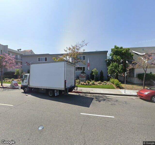 Happy Cleaning LA storefront - Los Angeles