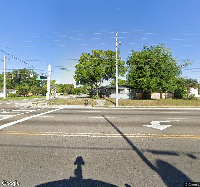 Paws and Claws storefront - Jacksonville