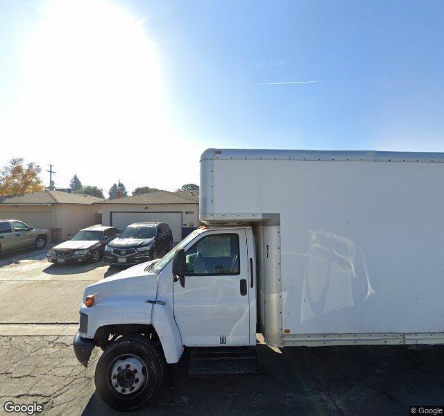 Rapid Moving and Trucking location - Fresno