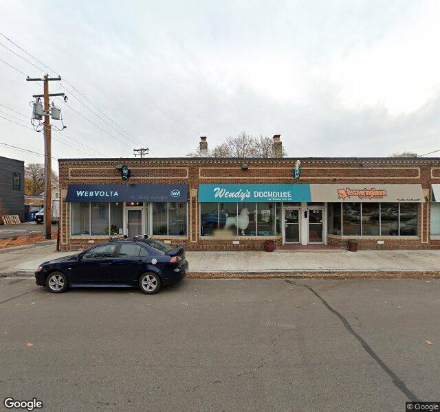 Wendy's Doghouse Inc. storefront - Minneapolis