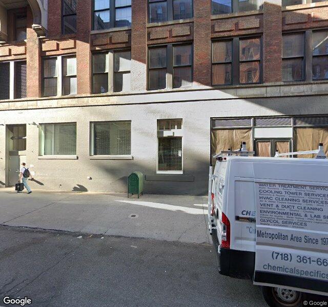 Moishe's Moving NYC storefront - New York