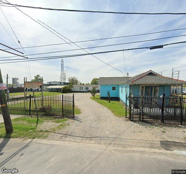 NOLA Animal Clinic storefront - New Orleans