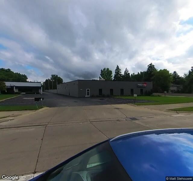 Infinity Pools of Michigan storefront - Detroit