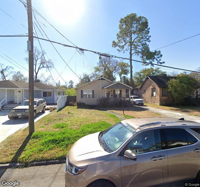 M.C. Pool Services storefront - Jacksonville