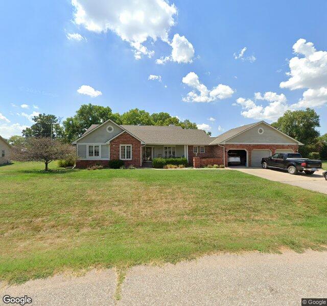 Superior Pools Inc. storefront - Wichita