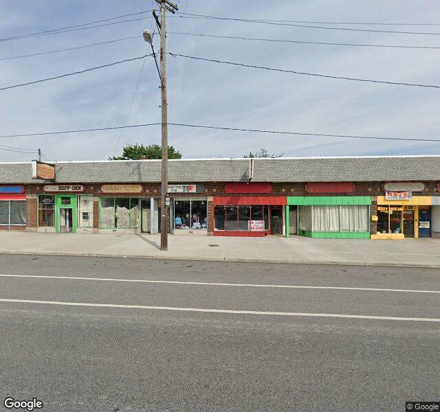 Mikey Lock And key Cleveland storefront - Cleveland