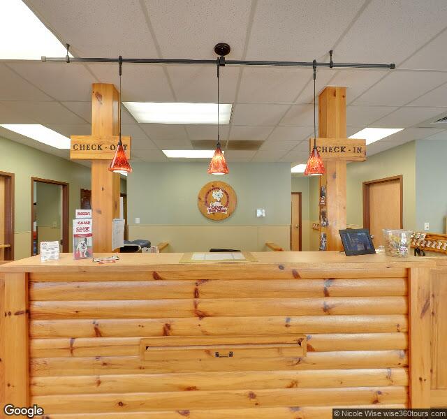 Camp Bow Wow Charlotte Metro location - Charlotte