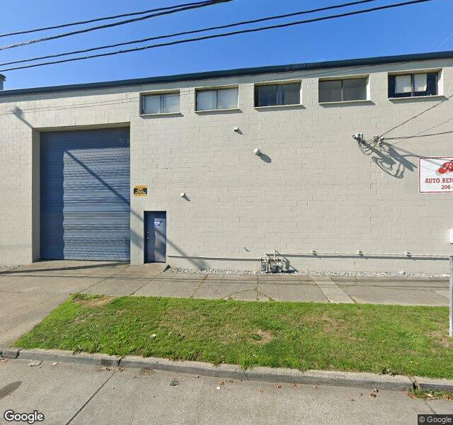 Bay's Auto Repair & Collision Services storefront - Seattle