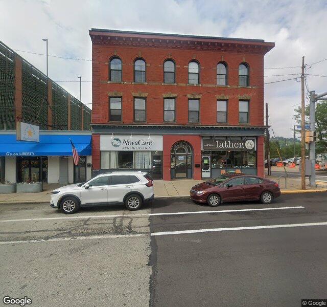 Lather. A Pet Bathhouse storefront - Pittsburgh